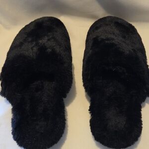 Vionic Black Plush Women's Slippers